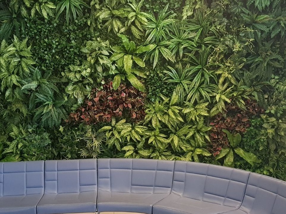 ARCHITECTS GUIDE TO VERTICAL GARDENS